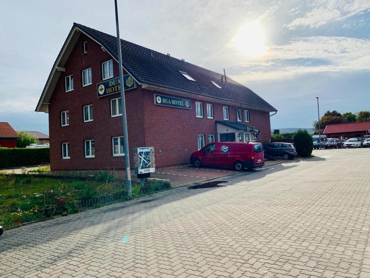Dua Hotel Wennigsen Exteriör bild